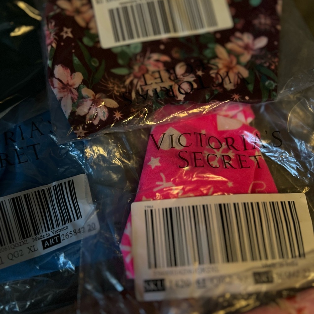 Victoria's Secret 20 pair XL Set - Picture 7 of 8